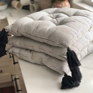 3 16” square bistro cushions